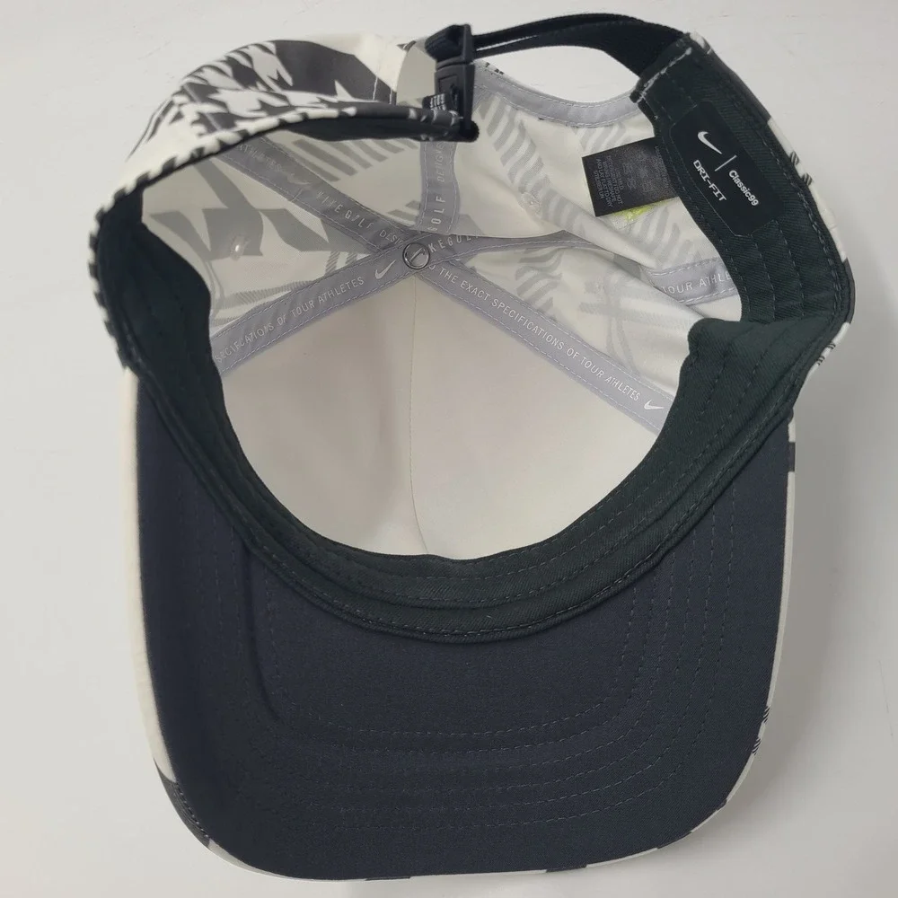 Nike hat strapback